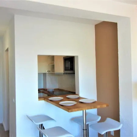 Apartment Chic In Marbella's Heart